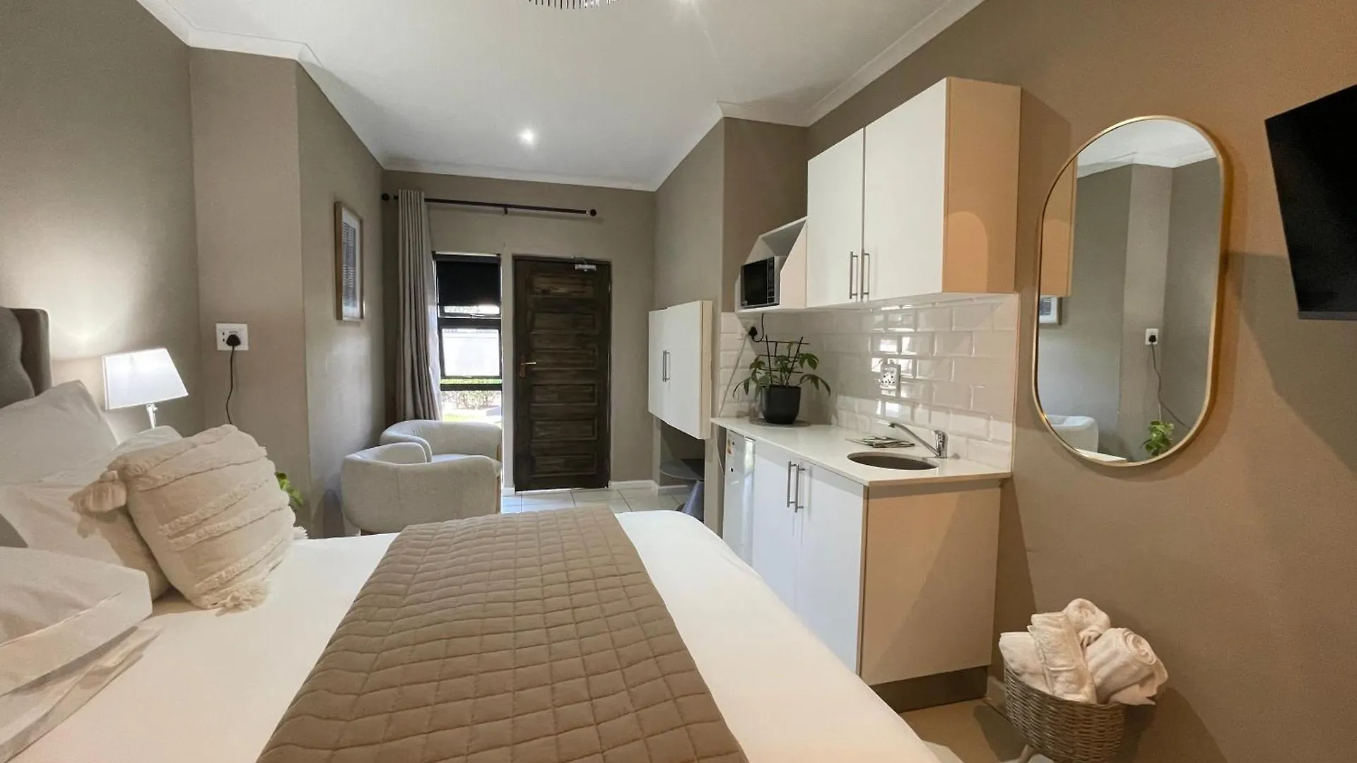 Guest house Domin Luxury Suites Cape Town South Africa
